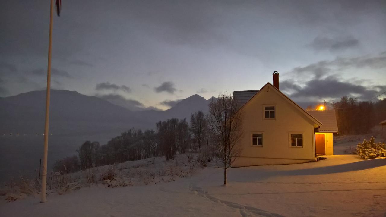 Bustad Larseng Exteriör bild